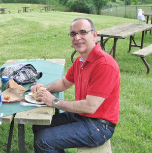 Meet your Posher, Wadih